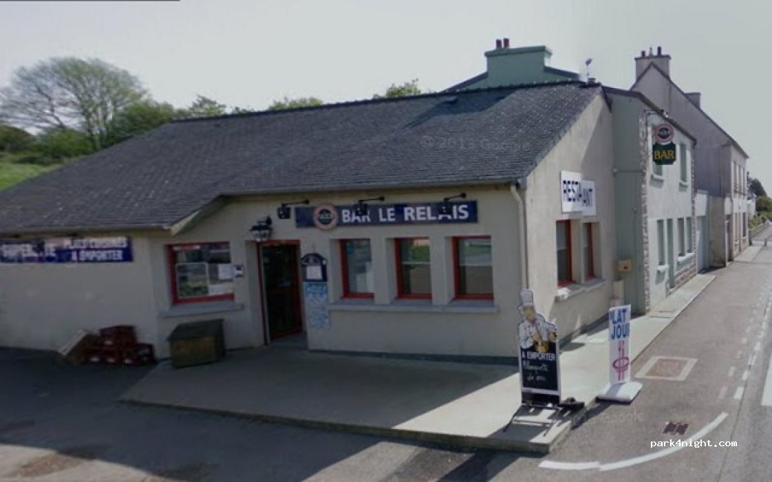 (29190) Lannédern - 17 Le Bourg — foto 2
