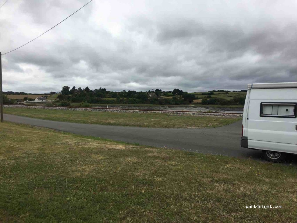 (22860) Plourivo - 14 Route de la Gare — foto 2