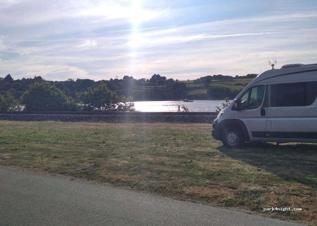 (22860) Plourivo - 14 Route de la Gare — foto 4
