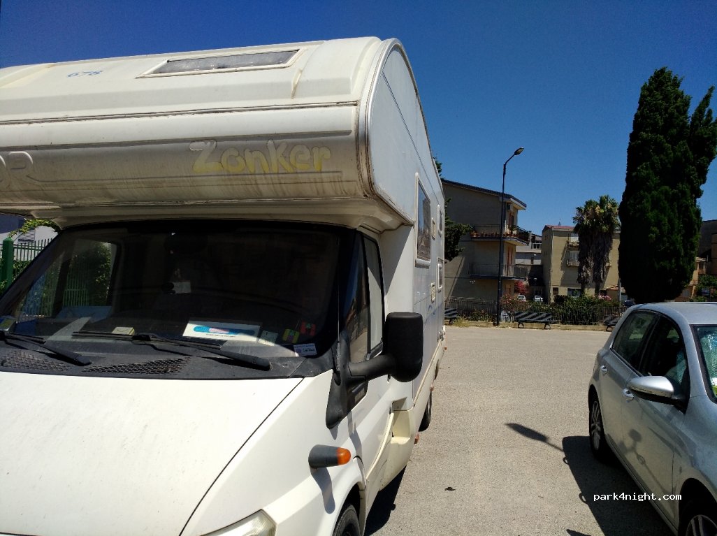 (94010) Aidone - 41 Via Giacomo Leopardi — foto
