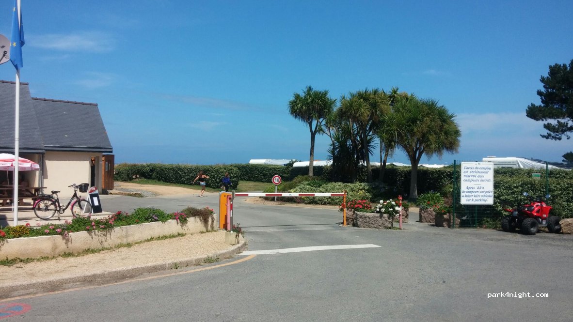 Camping Seasonova - Les 7 Iles — foto