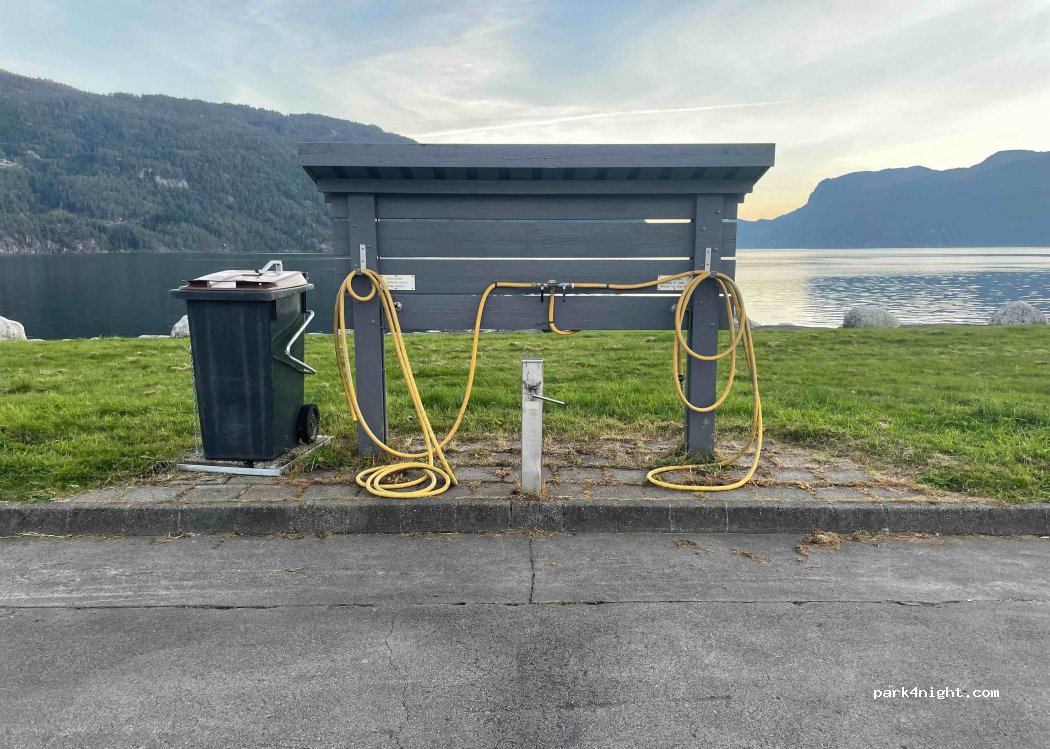 (4200) Sauda - 832 Sekundær Fylkesveg 718 — foto 2