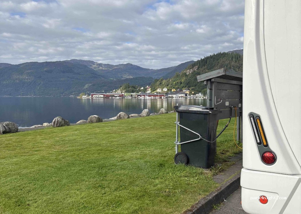 (4200) Sauda - 832 Sekundær Fylkesveg 718 — foto 5