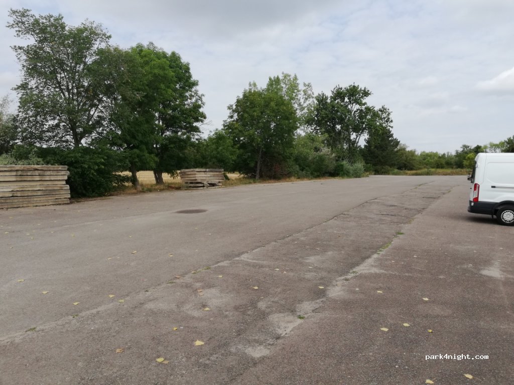 (06258) Wallendorf (Luppe) - Unnamed Road — foto