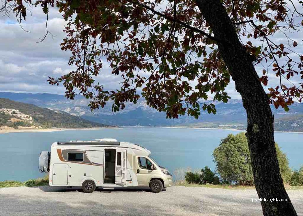 (04500) Sainte-Croix-du-Verdon - D111 — foto 2