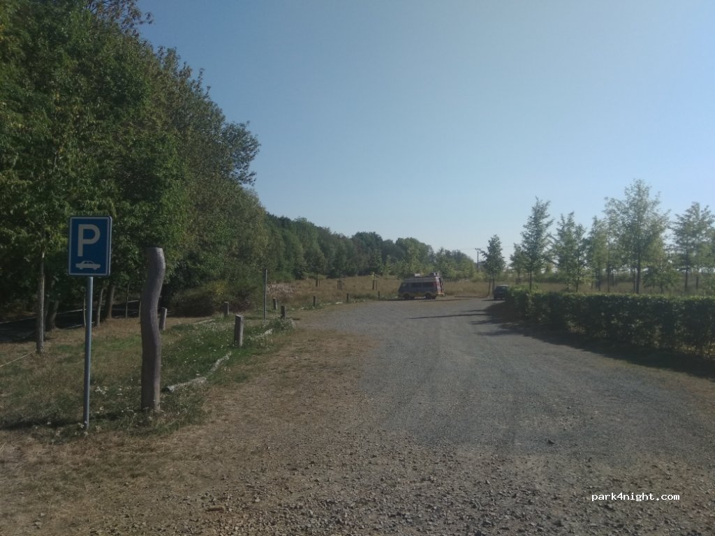 (252 41) Dolní Břežany - Lhotecká — foto 2