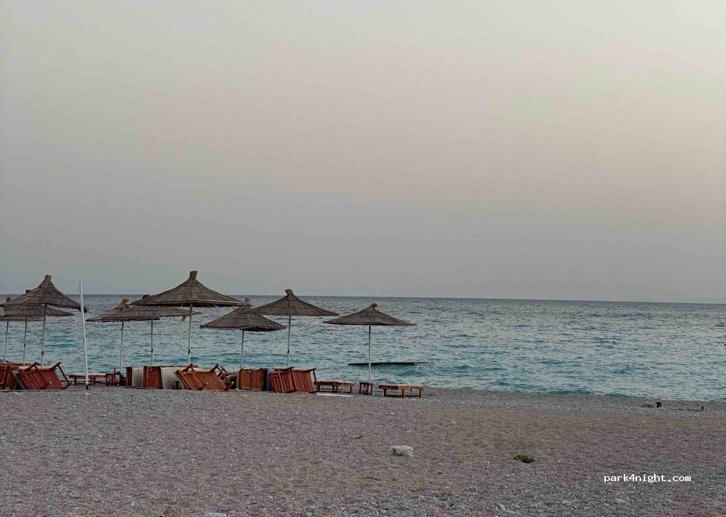 ()  - Himare - Livadh Road — foto 2