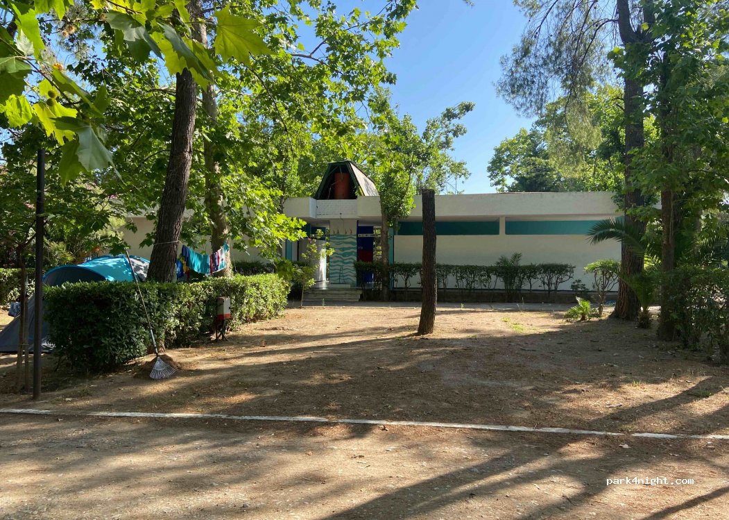 Blue Bay CAMPING — foto