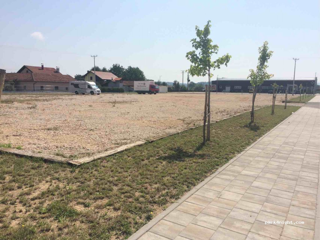 () Laktaši - M16 — foto