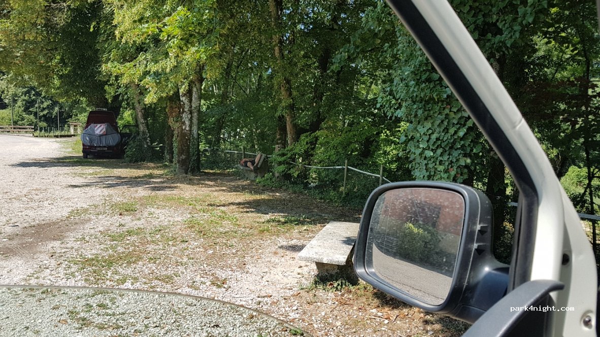 (01160) Neuville-sur-Ain - 67 Rue des Tilleuls — foto