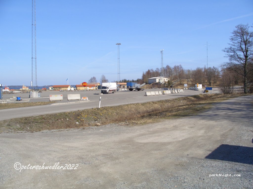 (760 15) Gräddö - E18 — foto 4
