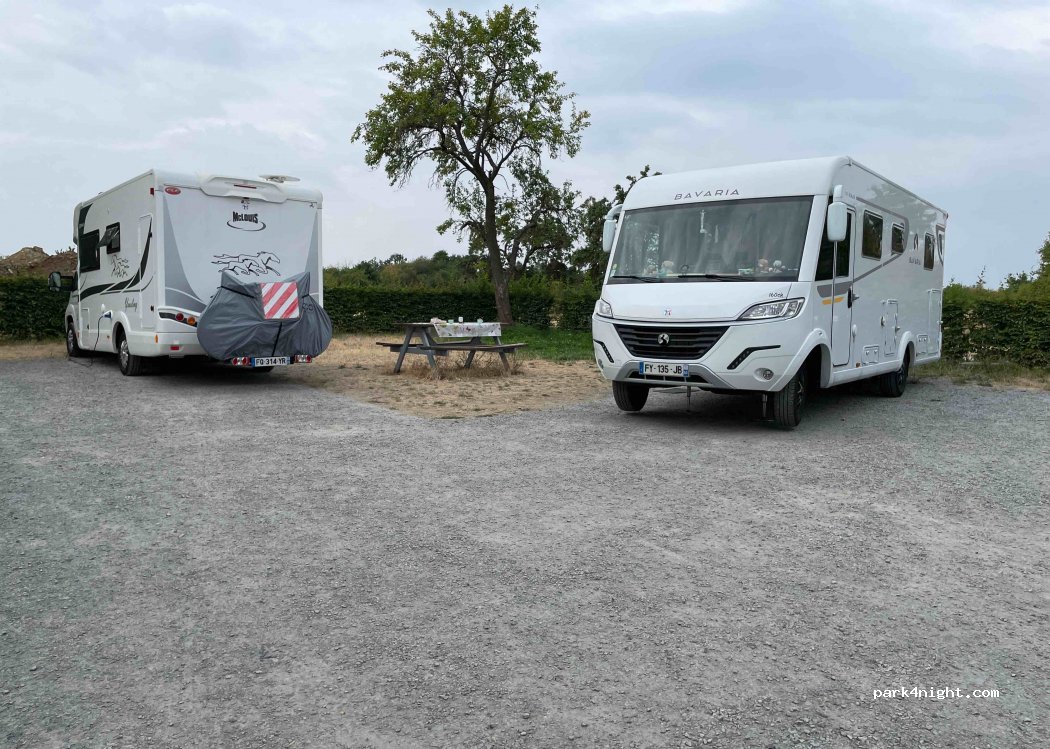 Wohnmobilparkplatz Gerbrunn — foto 2