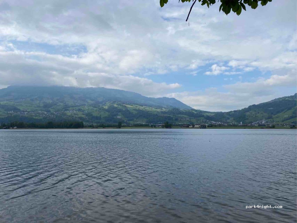 (6424) Lauerz - 62 Seestrasse — foto 2