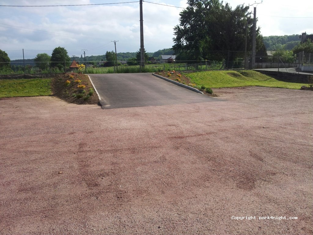 (27910) Perriers-sur-Andelle - 7 Rue des Écoles — foto