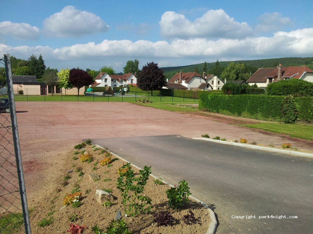 (27910) Perriers-sur-Andelle - 7 Rue des Écoles — foto 2