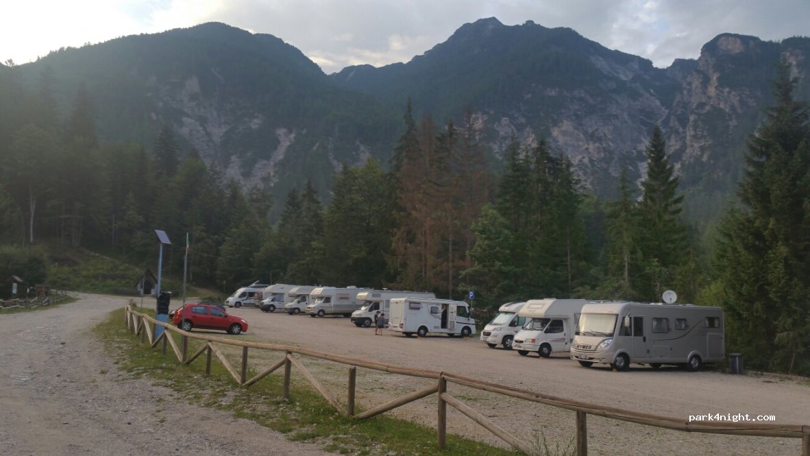 (33010) Malborghetto - Unnamed Road — foto