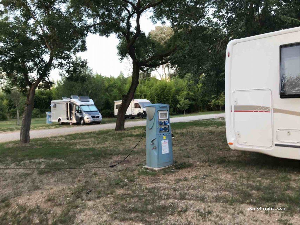 (46100) Mantova - 1 Via Legnago — foto