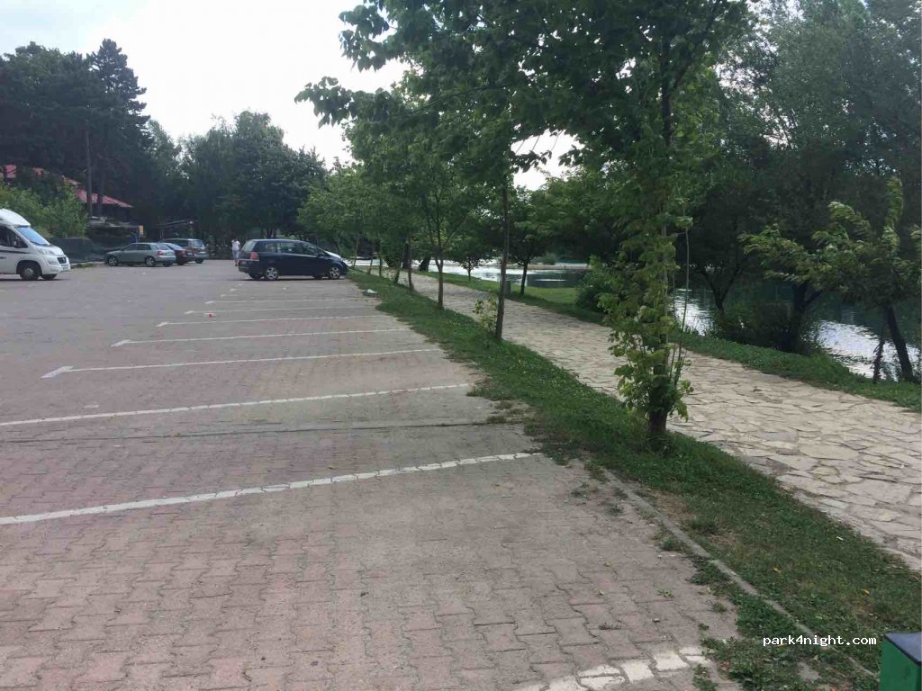(77000) Bihać - 2 Ulica 502. viteške brdske brigade — foto