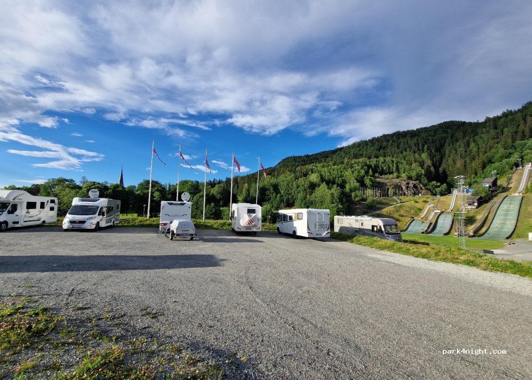 Bobilcamp Hoppsenter Vikersund — foto 4