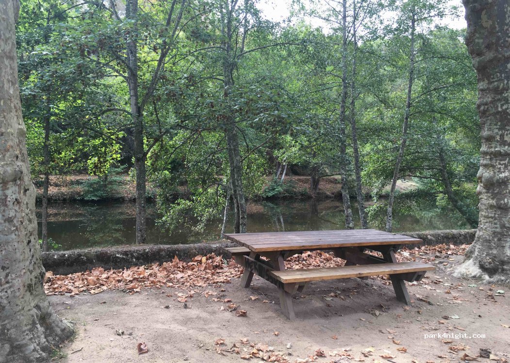 (03190) Hérisson - 7 Quai de l'Aumance — foto 2