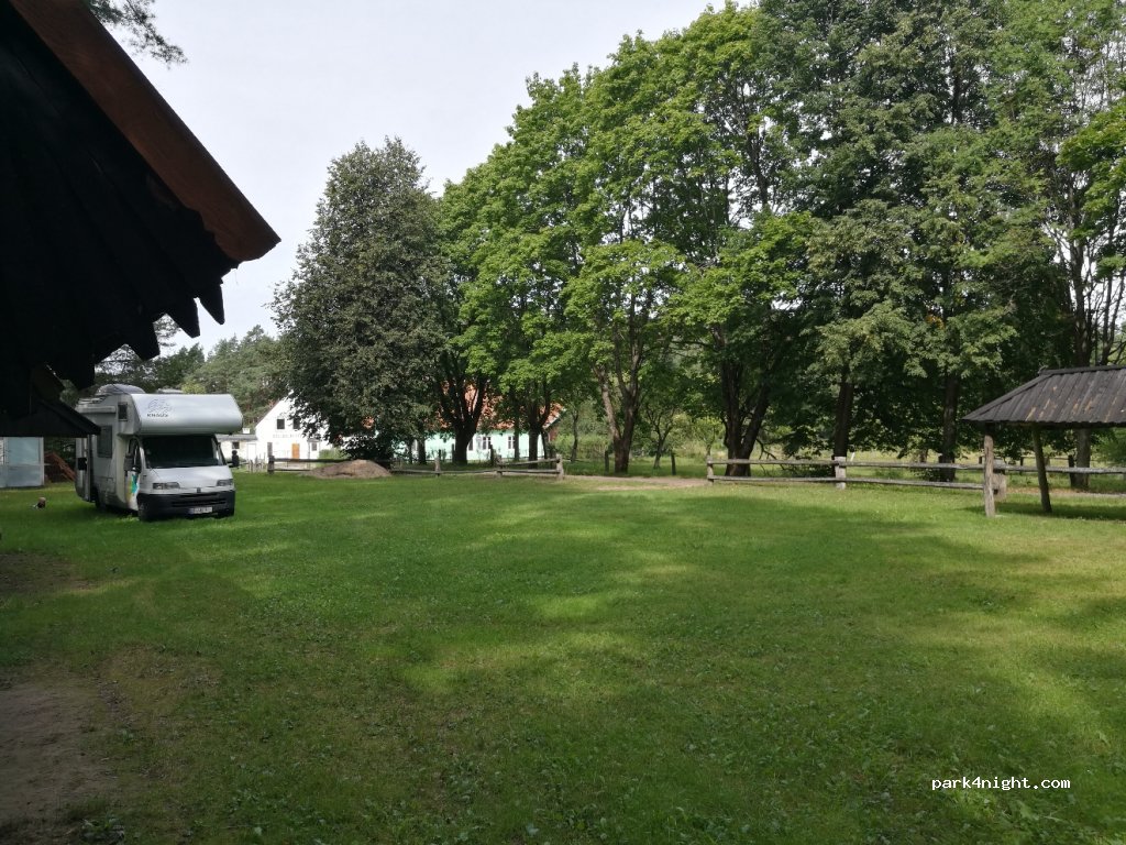 (11-610) Pozezdrze - 10 Węgorzewska — foto 2