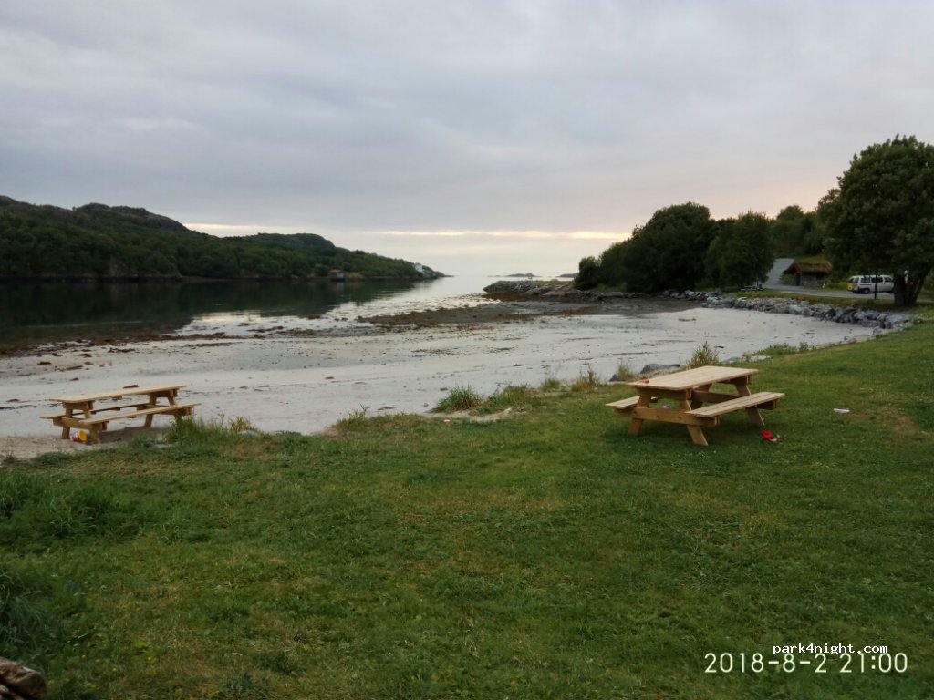 (7160)  - 153 Strandveien — foto