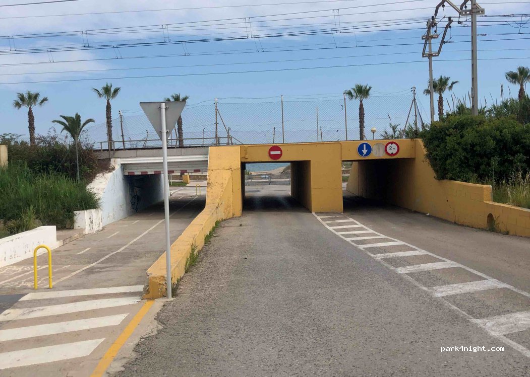 (43883) Roda de Berà - 9 Passeig Marítim — foto 2