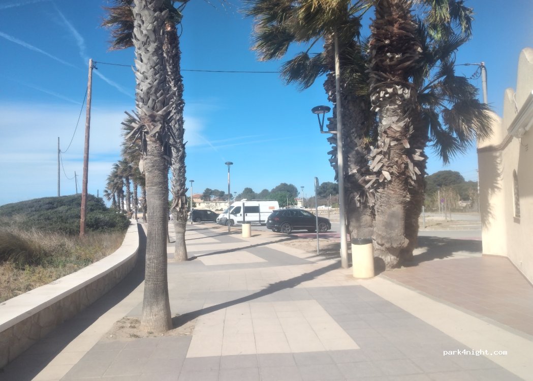 (43883) Roda de Berà - 9 Passeig Marítim — foto 4