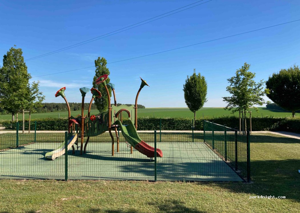 (51600) Bussy-le-Château - Autoroute de l'Est — foto 2
