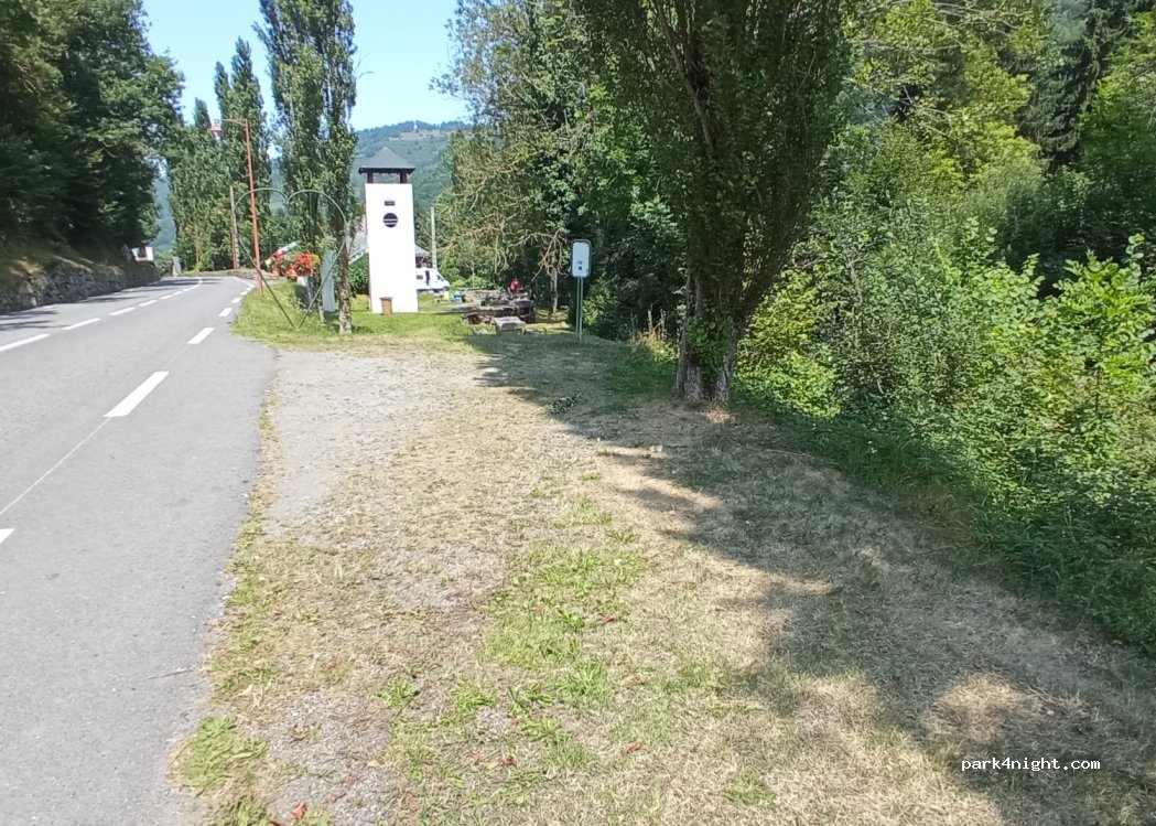 (65590) Bordères-Louron - D618 — foto 4