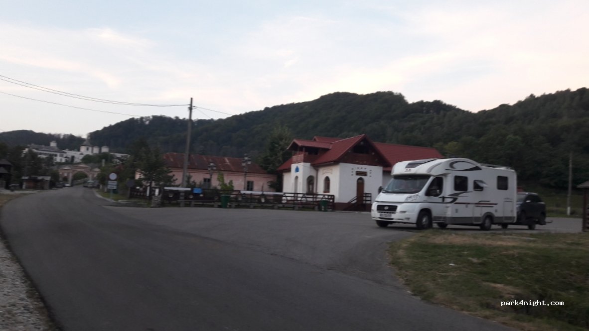 (245803) Romanii de Jos - Strada Mânăstirii — foto 2