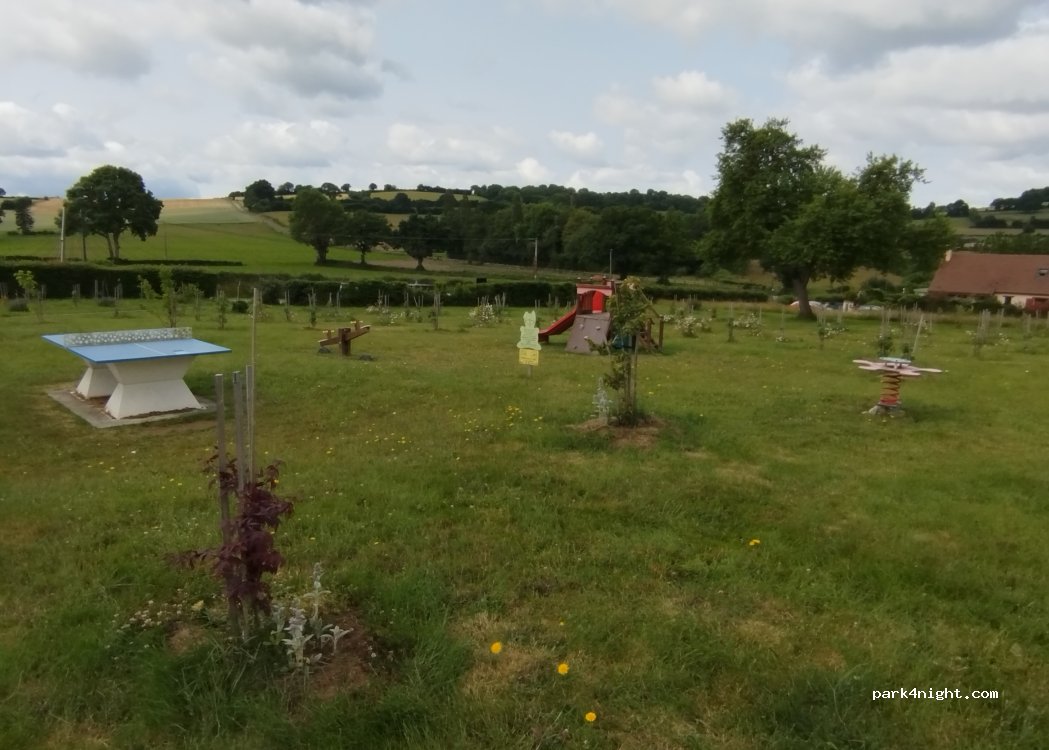 (61420) La Roche-Mabile - La Grande Ouche — foto 5