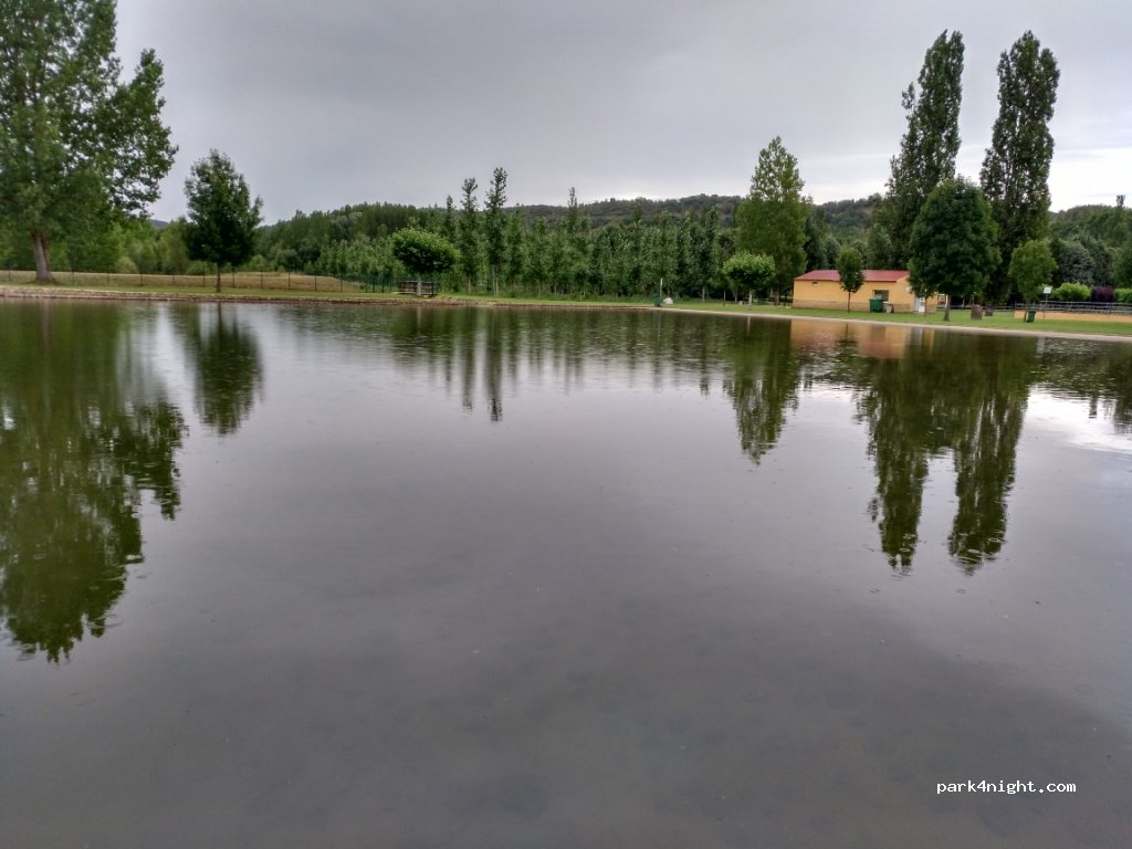 (24272) Cimanes del Tejar - 18 Avenida Río Órbigo — foto 2
