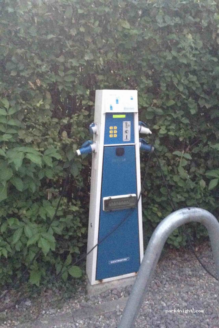 Wohnmobilstellplatz am Wasserturm in Kehl — foto 2