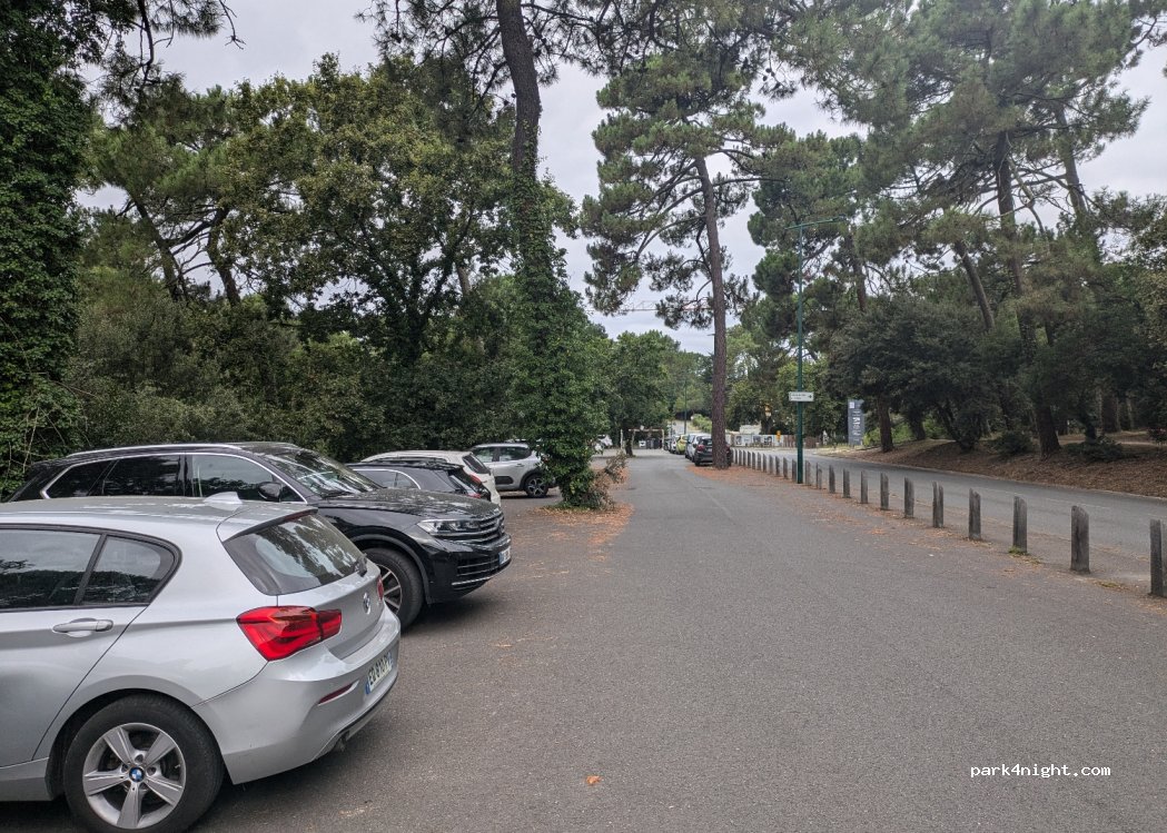 (33120) Arcachon - 16 Avenue du Parc — foto 2