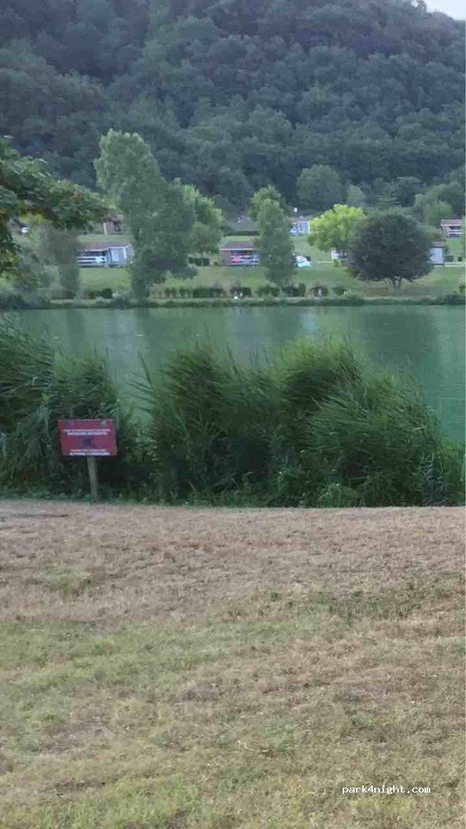 (26260) Charmes-sur-l'Herbasse - 150 Les Bâties et Champos — foto 2
