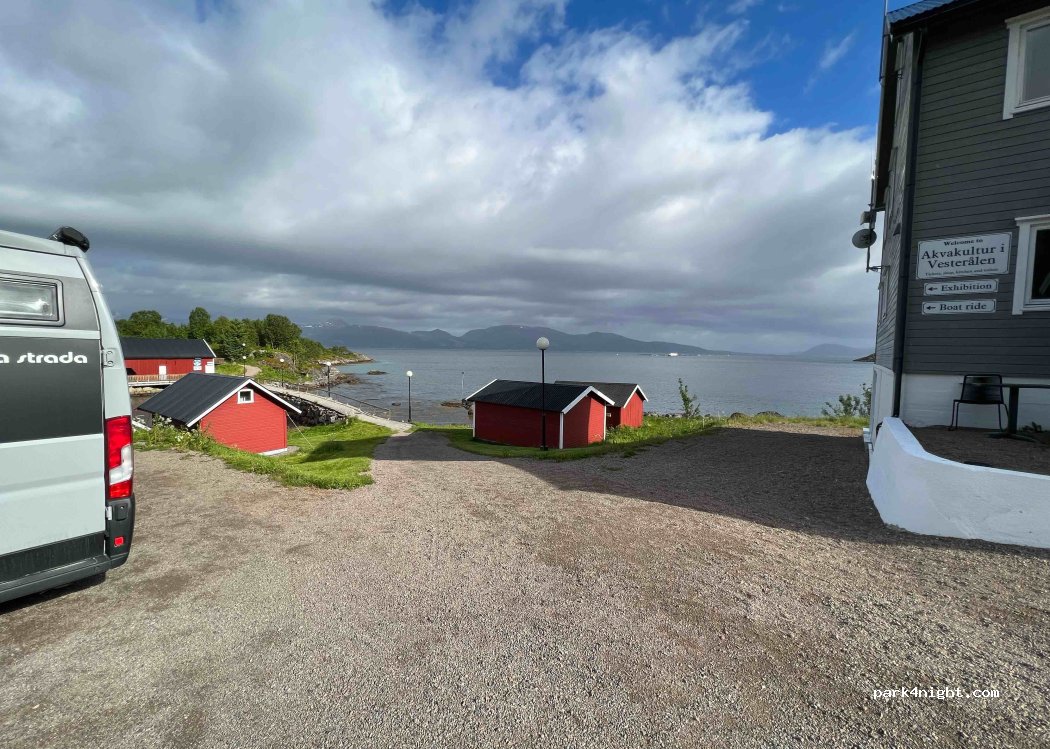(8400)  - 32 Gårdsøyveien — foto 3