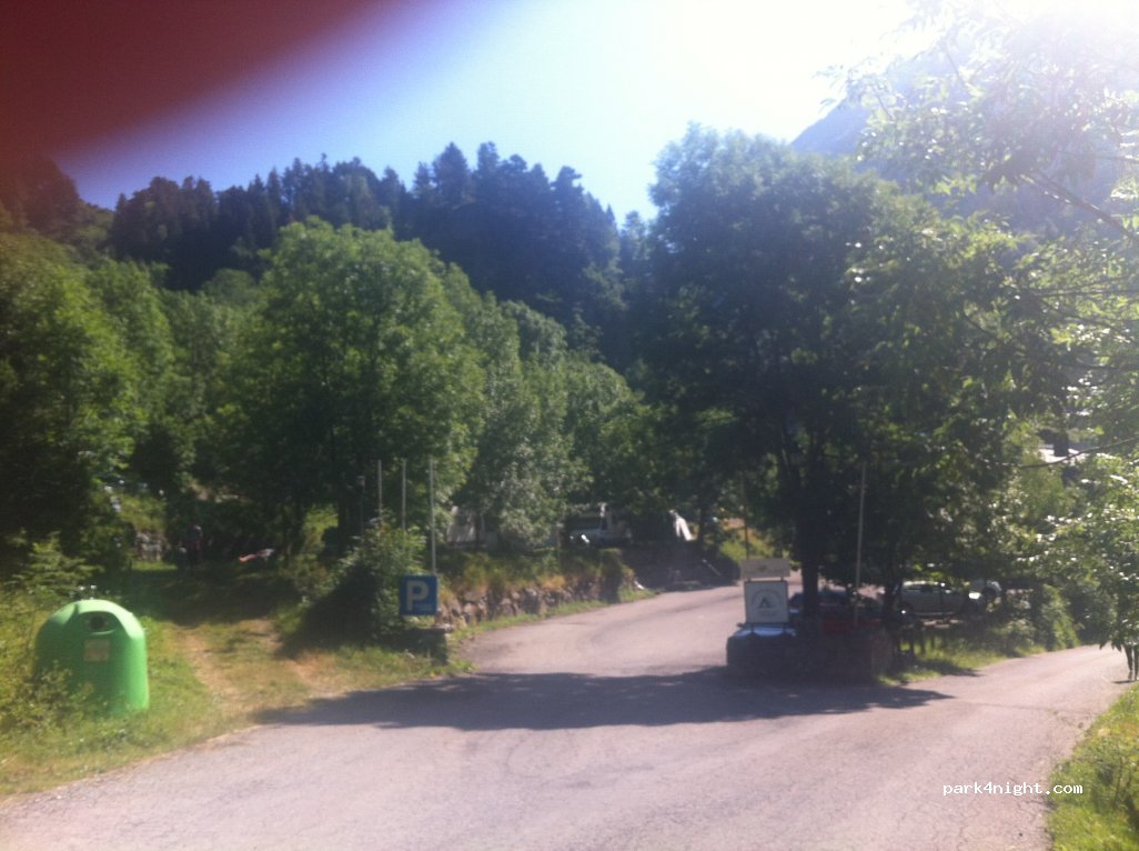 Hotel-Camping Turpi — foto