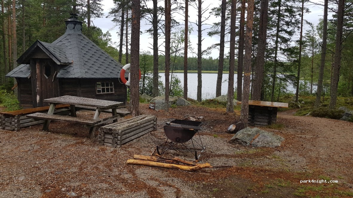 (820 77)  - 7 SÖRFJÄRDEN SKÄRKARLSVÄGEN — foto
