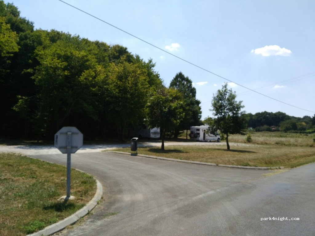 (16110) Saint-Projet-Saint-Constant - 32 D391 — foto 2
