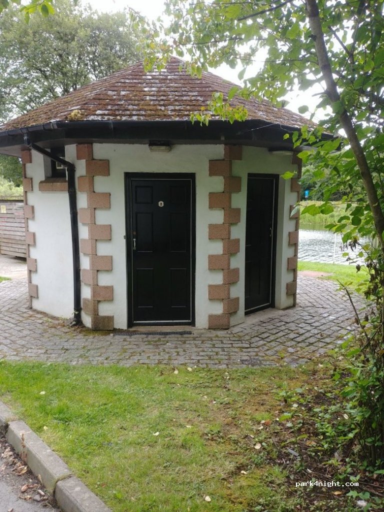 (G60 5AG)  - 5 Dumbarton Road — foto