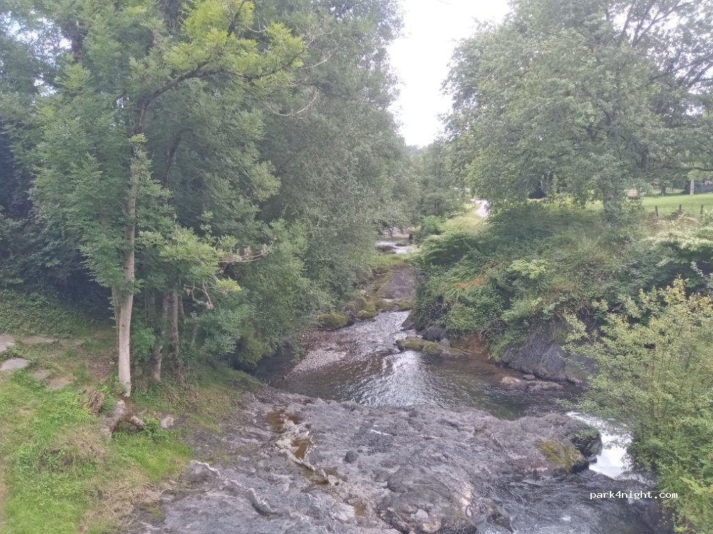 (64570) Arette - Chemin de l'Arroue — foto 2