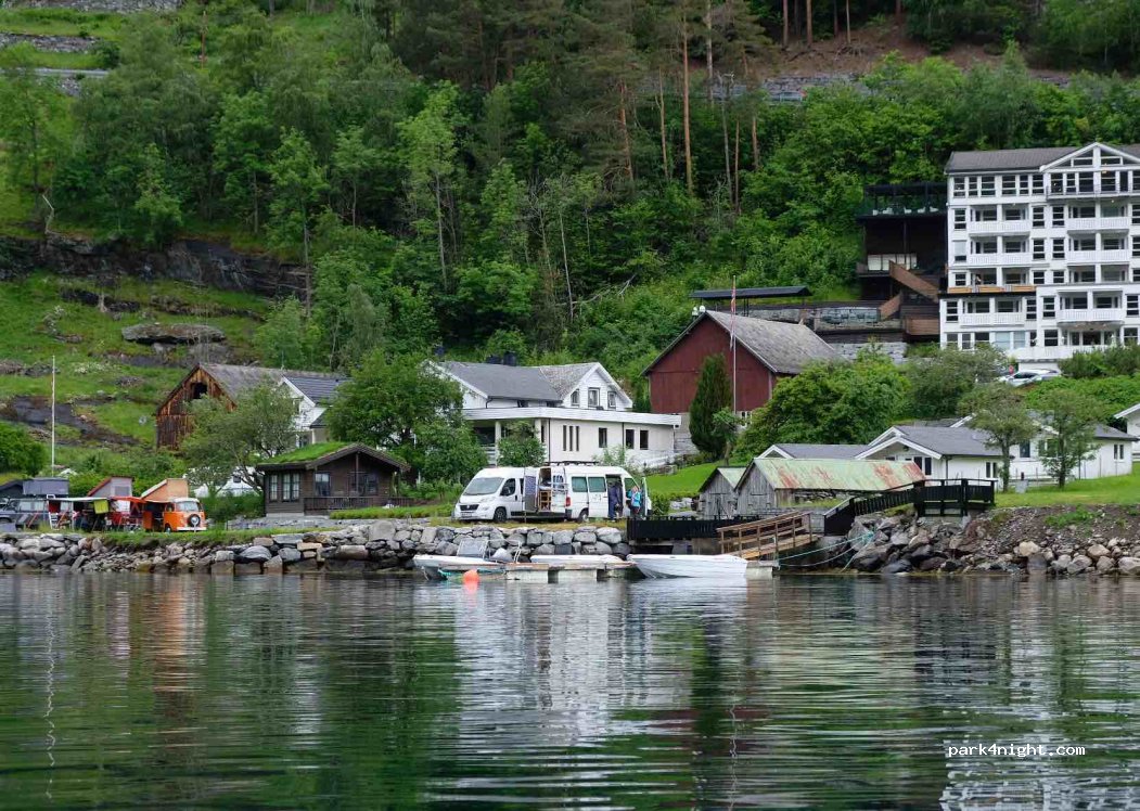 Grande Hytteutleige og Camping — foto