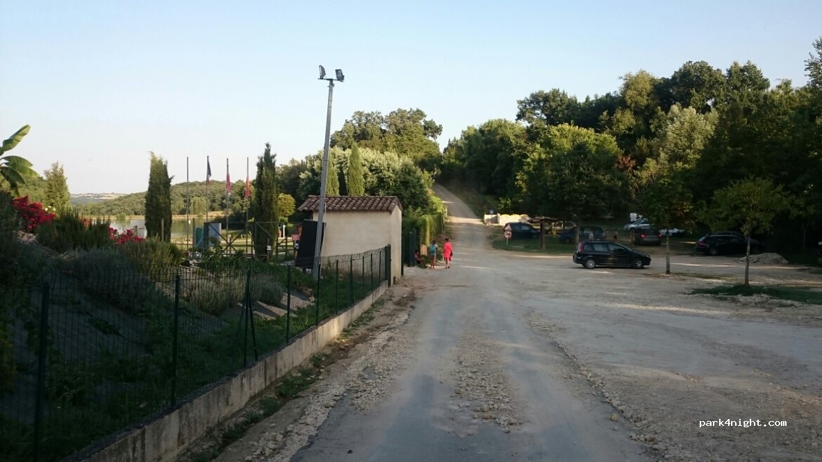 (32380) Saint-Clar - Unnamed Road — foto