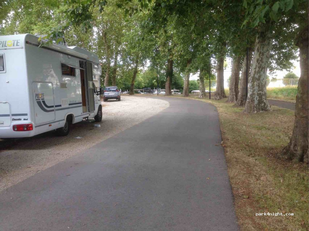 (51300) Vitry-le-François - 9-21 Rue des Pointis — foto