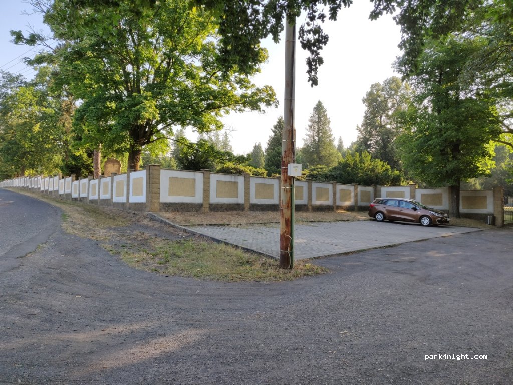(407 21) Česká Kamenice - Hřbitovní — foto