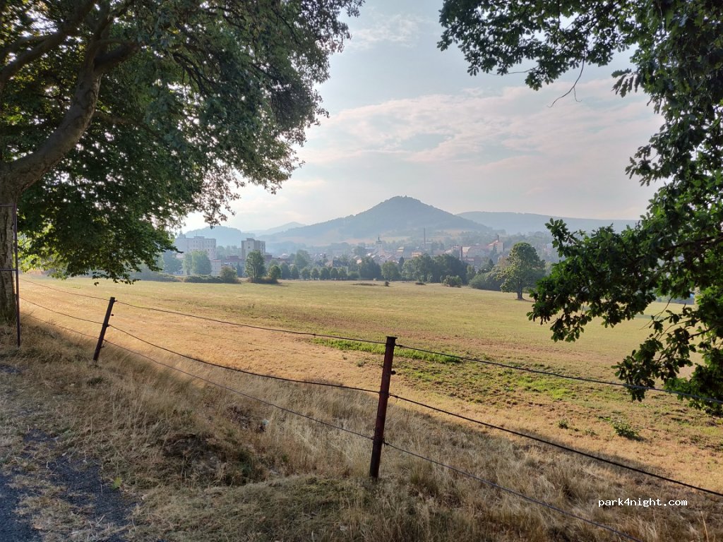 (407 21) Česká Kamenice - Hřbitovní — foto 3