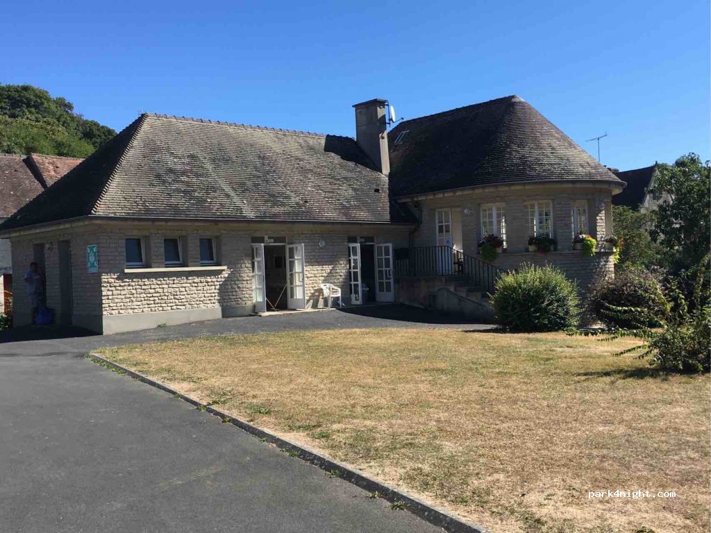Camping du Chateau — foto
