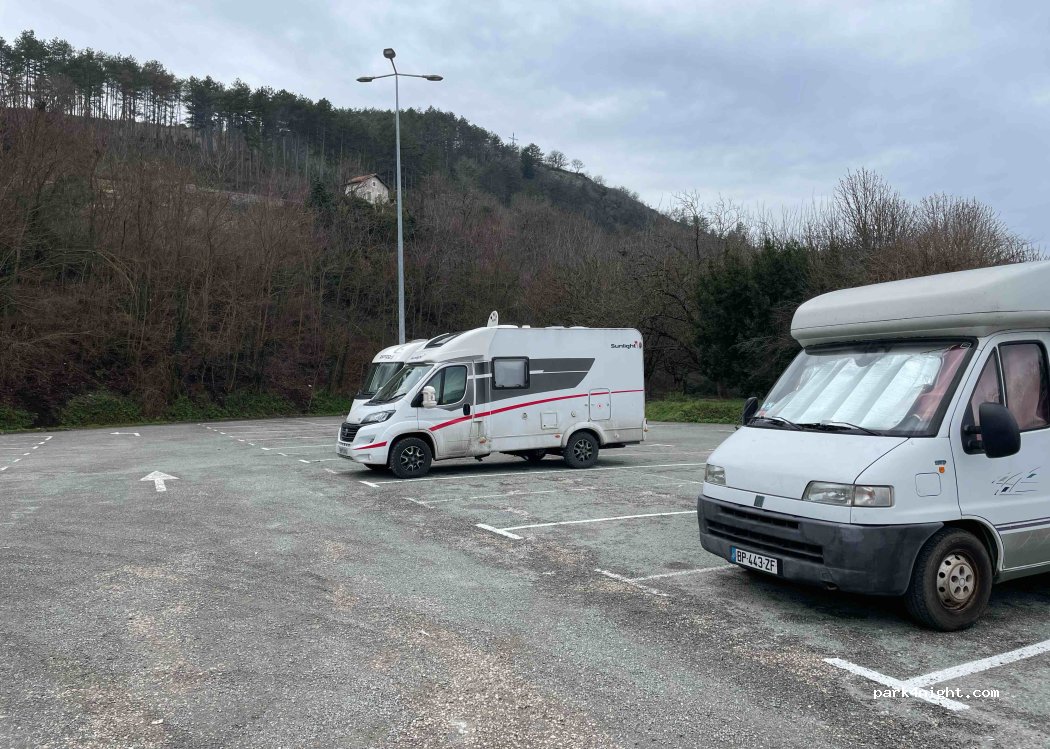Aire de camping-cars Cahors — foto 5