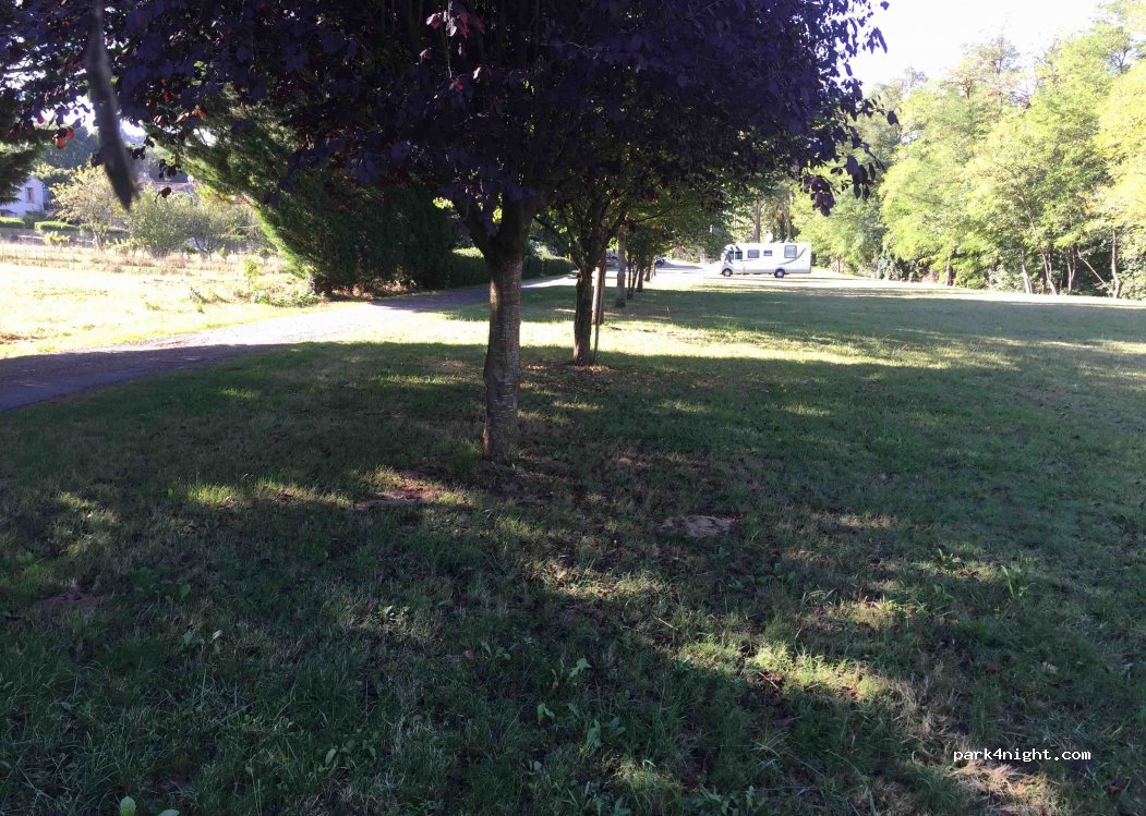 (09500) Moulin-Neuf - 3 Route de Limoux — foto 2